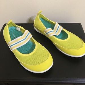 Land’s End Water Shoes NEW-NWOT